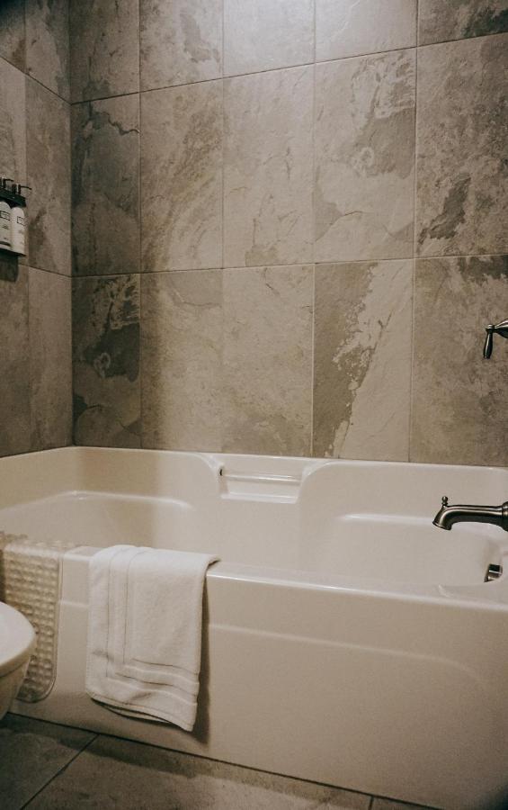 Hôtel Amity Flats Extérieur photo