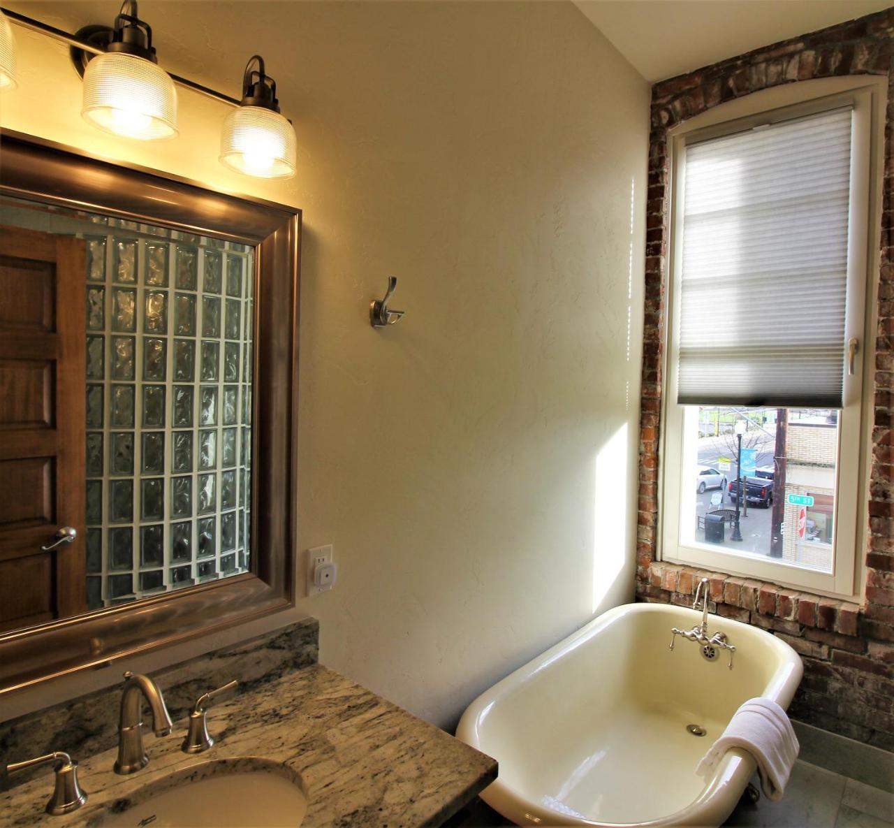 Hôtel Amity Flats Extérieur photo